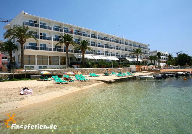 Ibiza Playa Talamanca Hotel Mit Pool Am Strand Zimmer Mit Sat Tv Klimaanlage Und Internetanschluss Hotel 0191 Finca Ibiza De