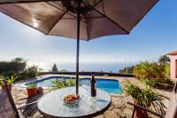 Ferienhaus mit Pool und Meerblick auf La Palma Ferienhaus mit Pool und Meerblick auf La Palma