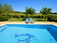 Privates Ferienhaus auf dem Land mit Pool Privates Ferienhaus auf dem Land mit Pool