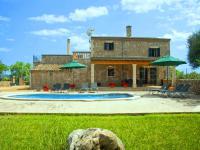Finca für 8 Personen mit Pool und Klimaanlage bei Manacor Finca für 8 Personen mit Pool und Klimaanlage bei Manacor