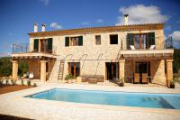 Finca mit Pool in ruhiger Alleinlage bei Manacor Finca mit Pool in ruhiger Alleinlage bei Manacor