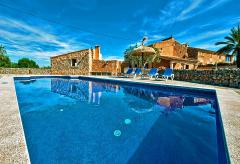 Familienfreundliche Finca mit kindersicherem Pool  (Nr. 0216)