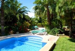 Strandnahe Finca mit Pool und Garten - Cala Santanyi  (Nr. 0254)