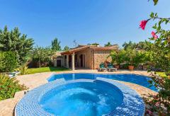 Komfortable Finca mit Pool und Whirlpool (Nr. 0446)