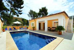 Strandnahe Villa mit Pool in Cala San Vicente (Nr. 0644)