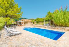 Finca mit Pool und Garten in ruhiger Lage (Nr. 0694)