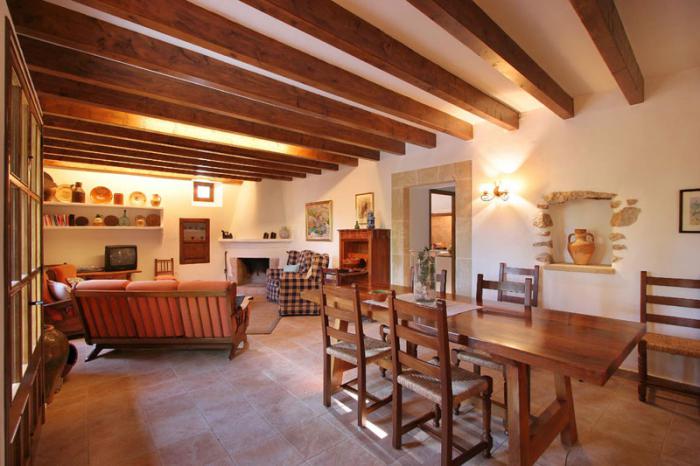 Finca mit Pool und Garten bei Pollenca - Mallorca - Nord (Finca 0418