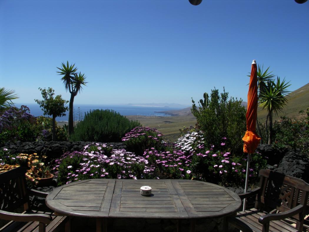 Finca Lanzarote mit Pool, Internet und Meerblick (Finca 0857