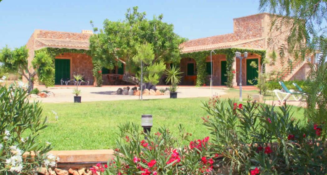 Urlaub in Finca mit Pool und Klimaanlage auf Mallorca bei Campos (Finca
