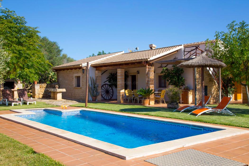 Mallorca private Finca mit Pool Son Serra de Marina (Finca 0242