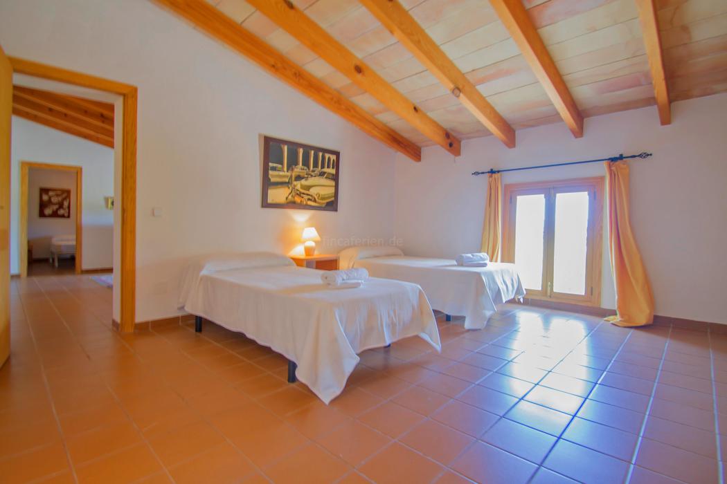 Mallorca: große Finca mit Pool bei Manacor (Finca 3048) | fincaferien.de
