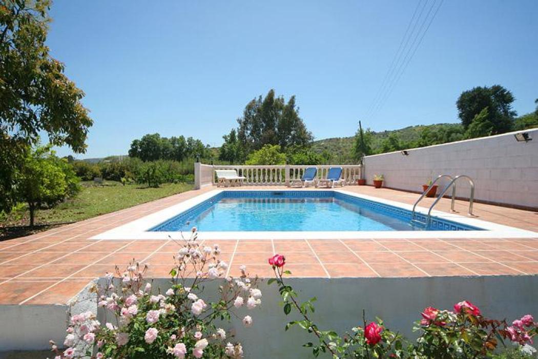 Andalusien: Ferienhaus mit Pool und Klimaanlage am Rio Grande