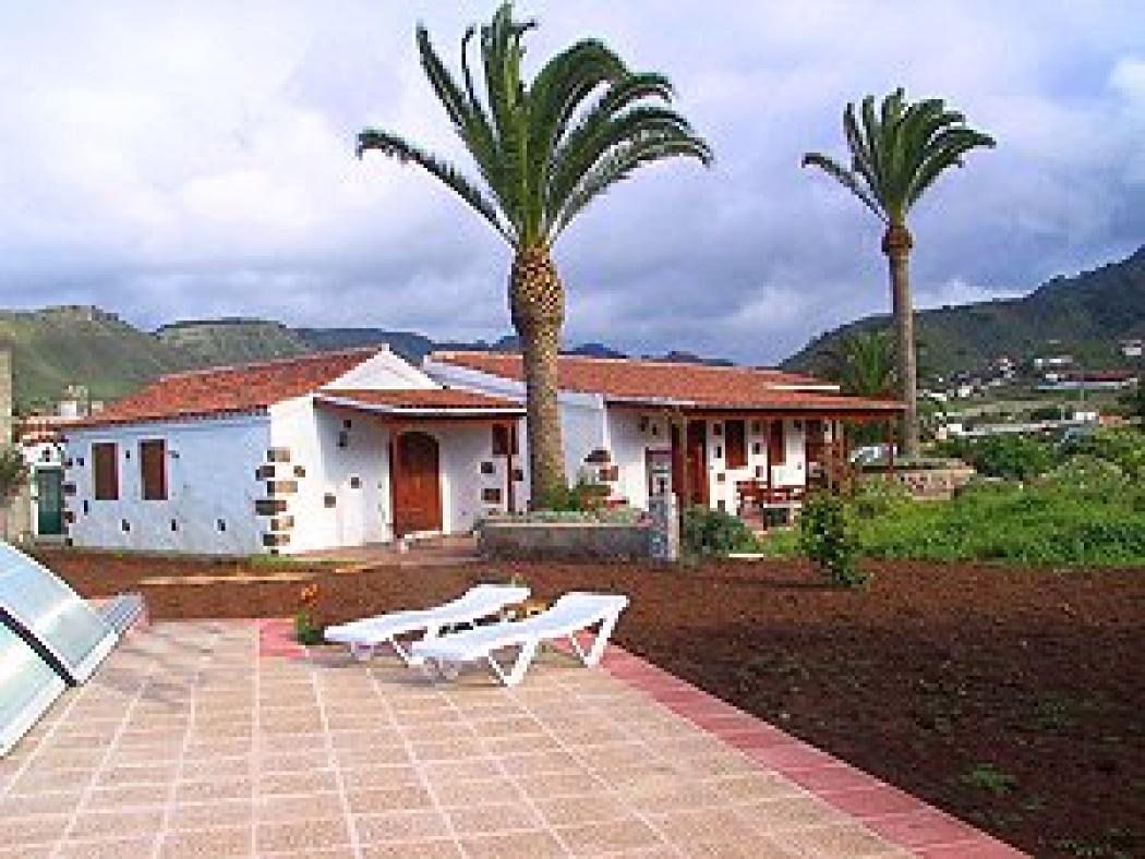 Ferienhaus Teneriffa mit Pool, Garten, WLAN für 2 4 Personen