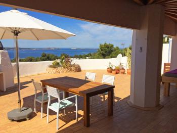 Dachterrasse mit Meerblick