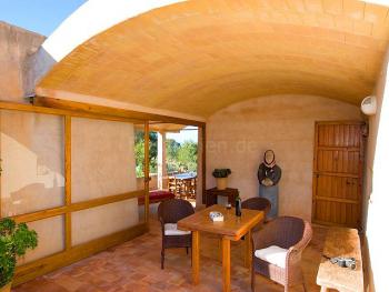 Überdachte Terrasse