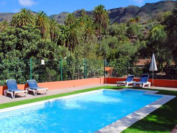 Kleine Finca in Santa Lucia mit Pool