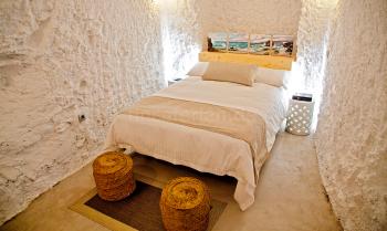 Schlafzimmer mit französischem Bett Schlafzimmer mit französischem Bett