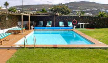 Ferienhaus für 6- 8 Personen mit Pool
