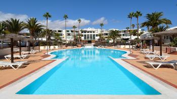 Apartment mit Pool in Costa Teguise