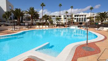 Apartment mit Pool in Costa Teguise