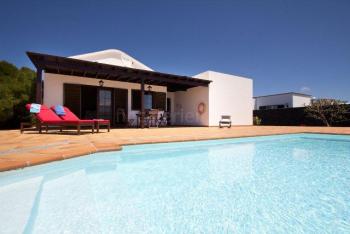 Lanzarote-Ferienhaus mit Pool