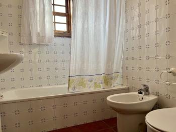 Bad mit Badewanne