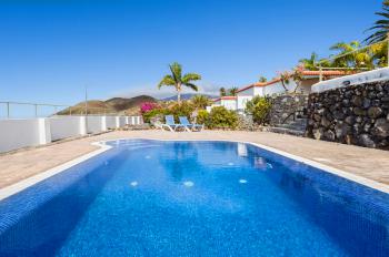 La Palma Ferienanlage mit beheiztem Pool 