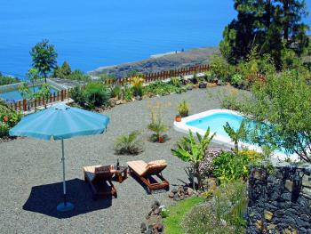 Wandern auf La Palma - Landhaus mit Meerblick