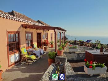 Ferienhaus mit tollem Meerblick