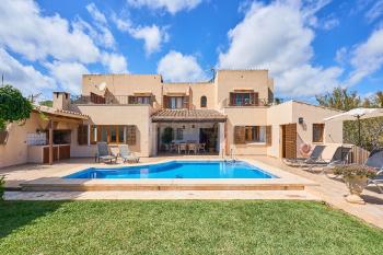 Familienfinca mit Pool bei S'Horta auf Mallorca