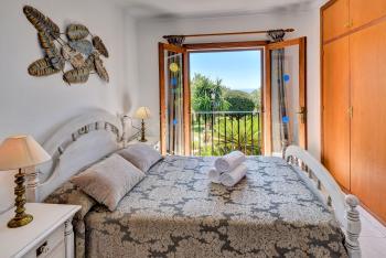 Schlafzimmer 2 mit Doppelbett