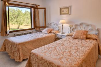 Schlafzimmer 2 mit Einzelbetten