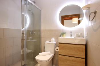 Schlafzimmer mit Bad en Suite Schlafzimmer mit Bad en Suite