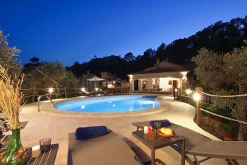 Pool in Abendstimmung Pool in Abendstimmung