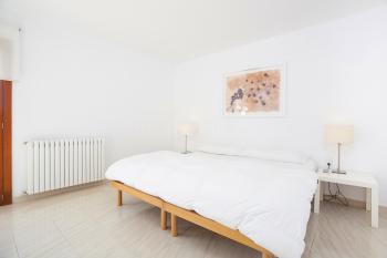 Schlafzimmer mit Klimaanlage, Heizung