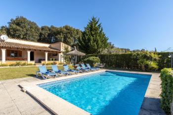 Ferienhaus mit Pool und Garten bei Pollenca