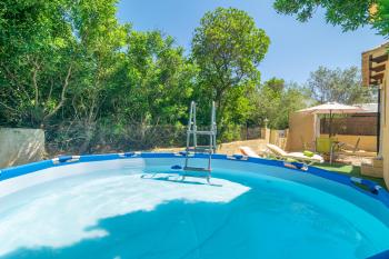 Strandnahes Ferienhaus mit Pool