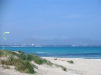 Sandstrand von Can Picafort an der Bucht von Alcúdia
