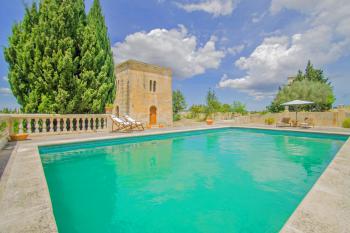 Mallorquine Finca mit Pool bei Manacor