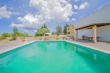 Große Finca für 6 Personen mit Pool