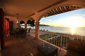 Balkon mit Meerblick