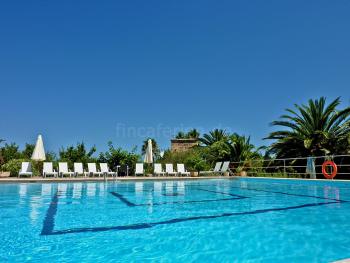 Landhotel mit großem Pool