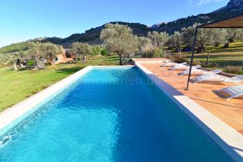 Finca mit Pool