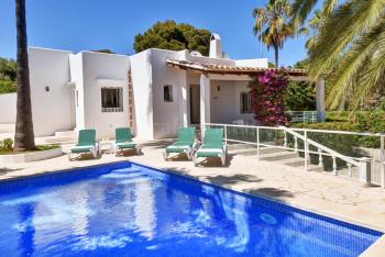 Strandurlaub im Ferienhaus mit Pool 