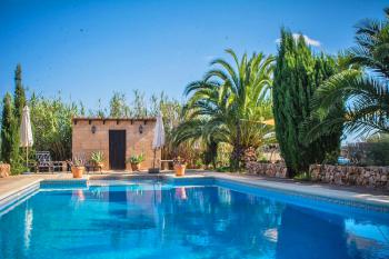 Finca mit Pool bei Campos