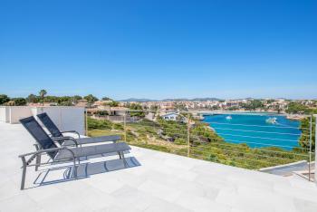 Moderne Villa am Meer - Porto Cristo