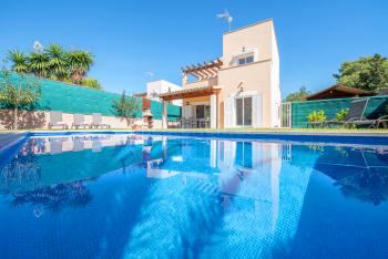 Strandurlaub im Ferienhaus mit Pool