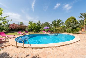 Finca für 8 Personen mit Pool und Garten