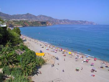 Strand Nerja