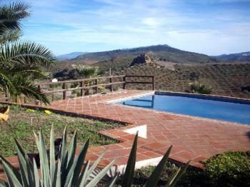 Pool und Poolterrasse